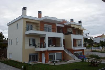 Недвижимость на Пригороды г.Салоники . Квартира площадью 60 кв.м.