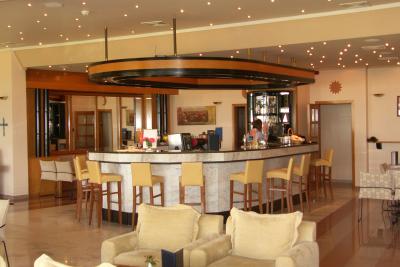 Недвижимость на Халкидики Кассандра. Отель площадью 8000 кв.м.