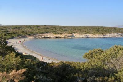 Недвижимость на о.Парос . Участок за городом площадью 202 кв.м.