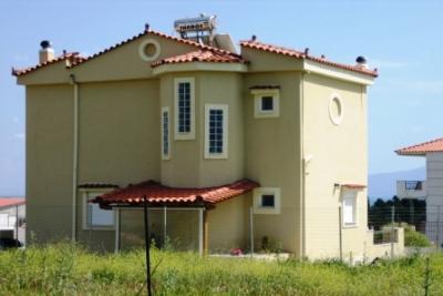 Недвижимость на о.Эвия . Вилла площадью 140 кв.м.