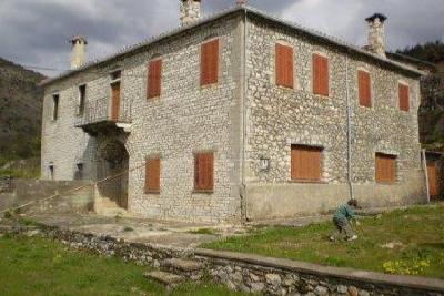 Недвижимость на Янина . Вилла площадью 200 кв.м.