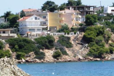 Недвижимость на Пелопоннес . Отель площадью 97 кв.м.