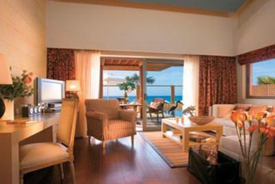 Недвижимость на о.Крит . Отель площадью 8500 кв.м.