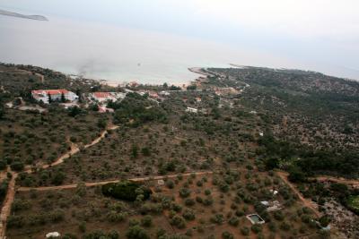 Недвижимость на о.Тасос . Участок за городом площадью 28000 кв.м.