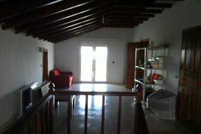 Недвижимость на Пригороды г.Салоники . Вилла площадью 1050 кв.м.