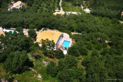 Недвижимость на о.Корфу . Вилла площадью 500 кв.м.