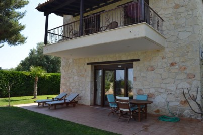 Недвижимость на Халкидики . Коттедж площадью 140 кв.м.