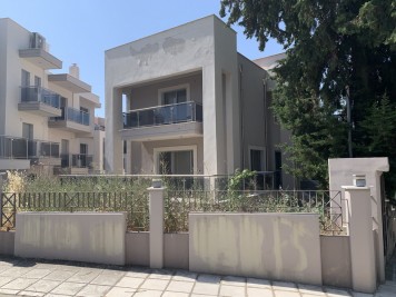 Недвижимость на Пригороды г.Салоники . Таунхаус площадью 238 кв.м.